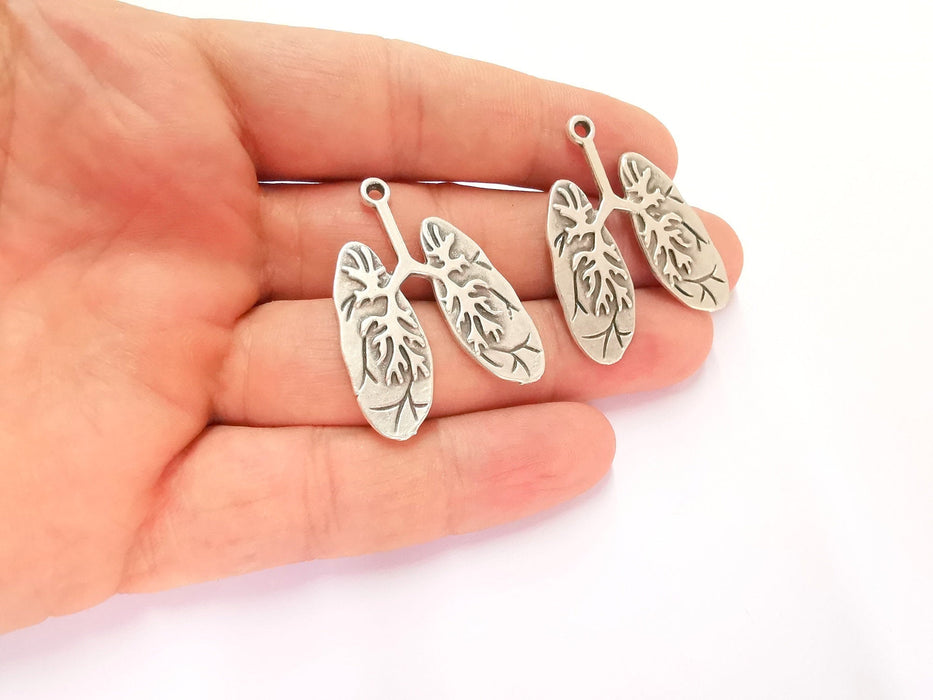 2 Lungs Charms Antique Silver Plated Charms (37x29mm)  G22073