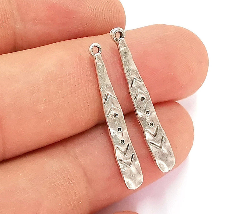 10 Silver Charms Antique Silver Plated Charms (30x5mm)  G22076