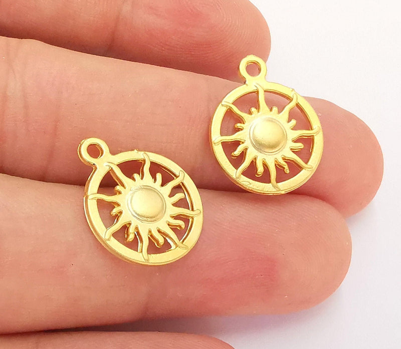 5 Sun Charms Gold Plated Charms (19x15mm)  G22110