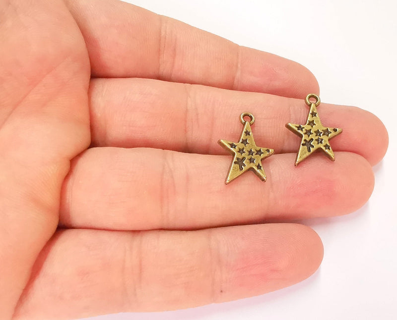 10 Star Charms Antique Bronze Charms (20x14mm) G22163