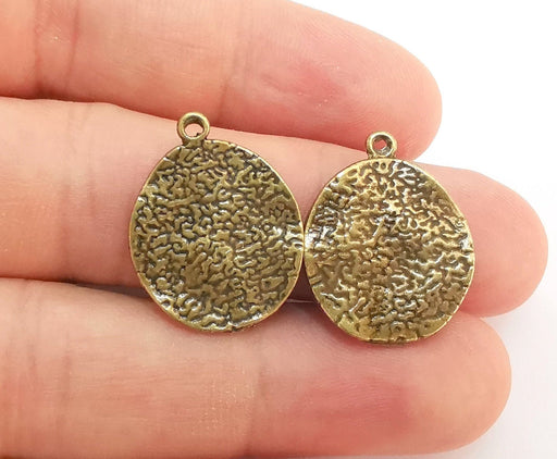 5 Hammered Round Charms Antique Bronze Plated Charms  (24x19mm) G22207