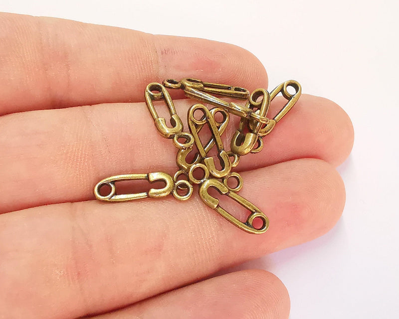 20 Safety pin Shape Charms Antique Bronze Plated Charms (19x6mm) G22229