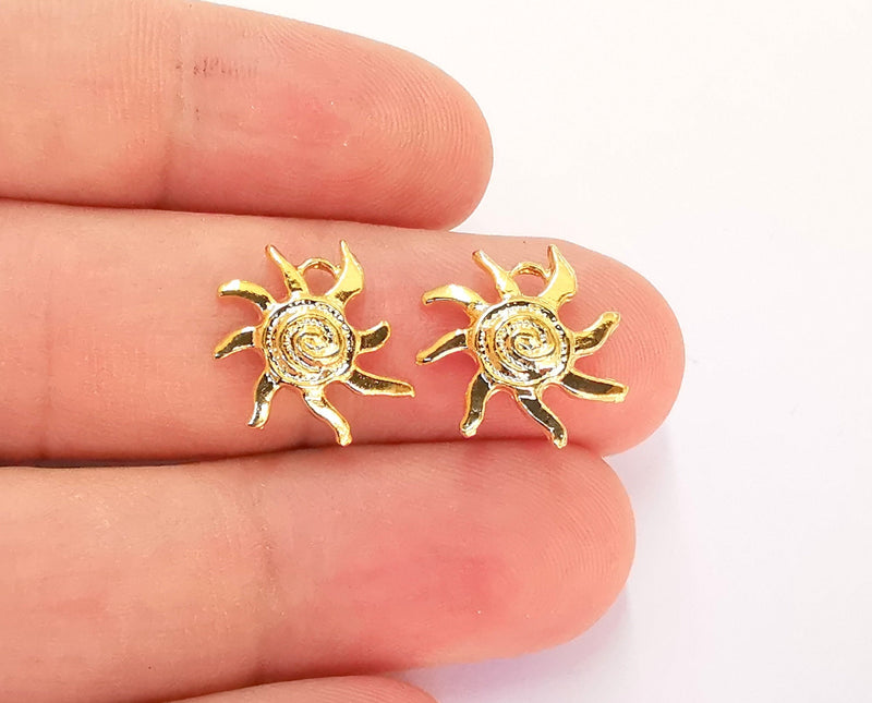 5 Sun Charms Shiny Gold Plated Charms (15mm)  G22256