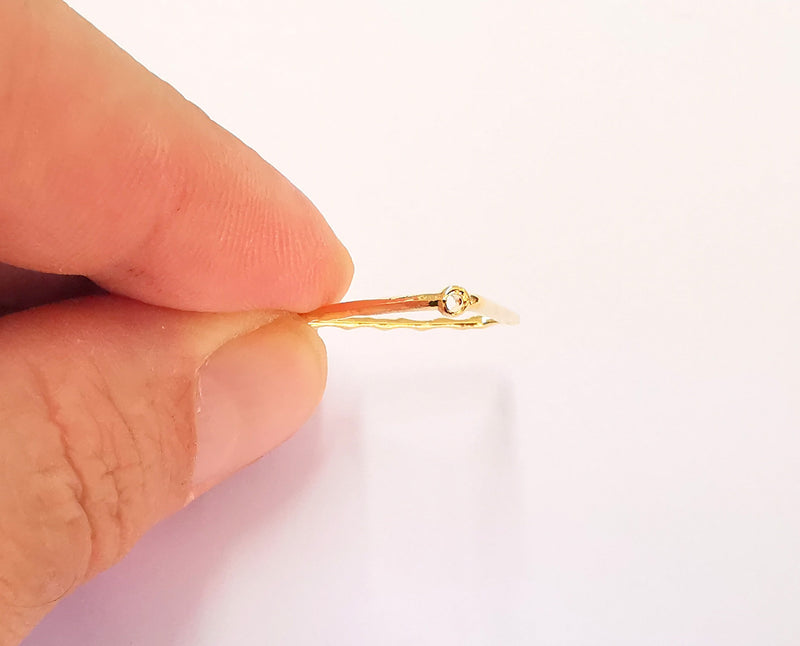 10 Triangle Charms Shiny Gold Plated Findings (24mm)  G22257