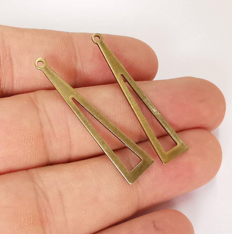 10 Triangle   Charms Antique Bronze Plated Brass Charms (40x90mm) G21957