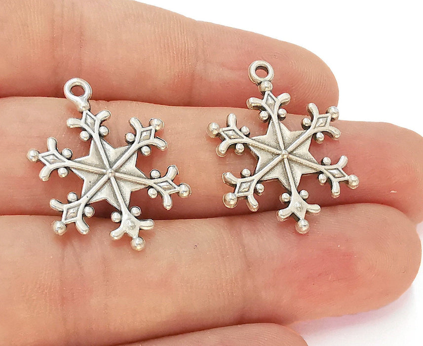 4 Snow Flake Charms Antique Silver Plated Charms (28x21mm) G22513