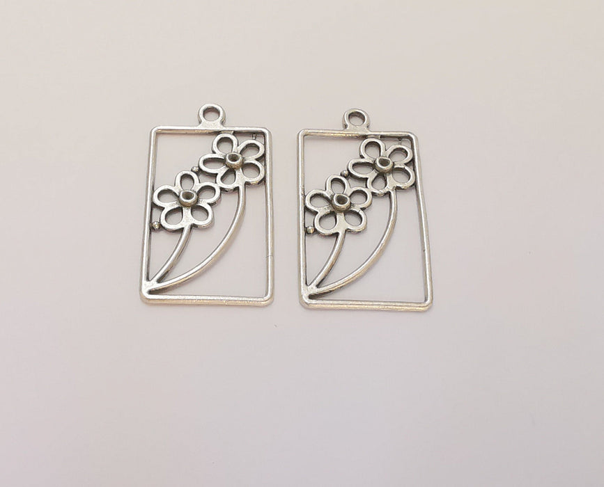 4 Flowers Frame Charms Antique Silver Plated Charms (34x18mm) G22514