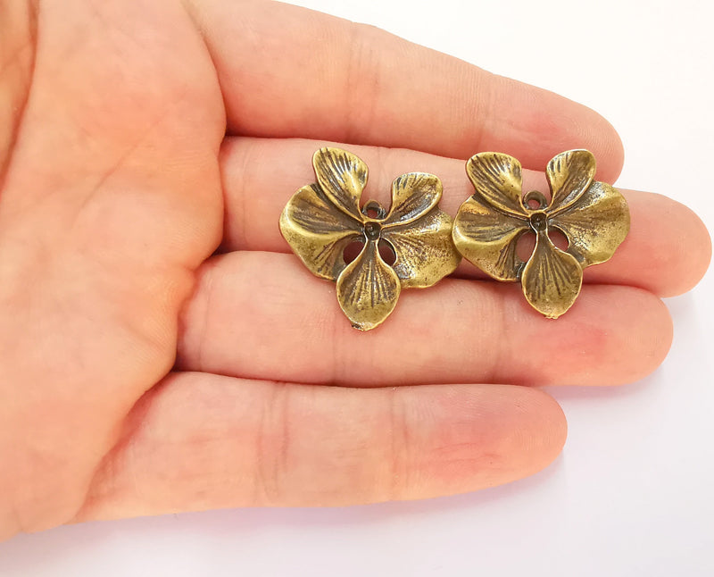 2 Flowers Charms Antique Bronze Plated Charms (28x27mm)  G22521