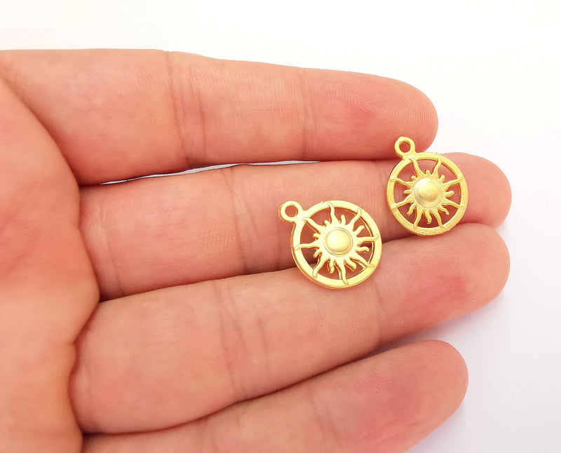 5 Sun Charms Gold Plated Charms (19x15mm)  G22110