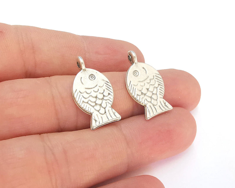4 Fish Charms Double Sided Antique Silver Plated Charms (25x14mm) G22307