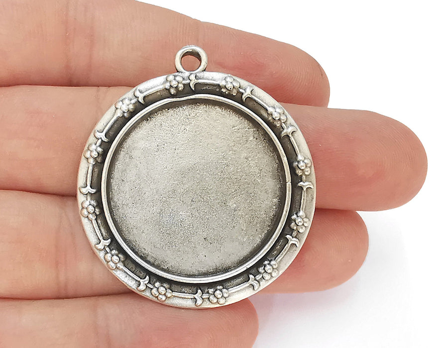 Flowers Frame Pendant Blank Antique Silver Plated Pendant (42x40mm) (29mm Blank Size)  G22714