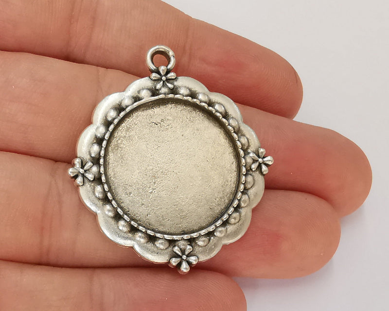 Flowers Frame Pendant Blank Antique Silver Plated Pendant (42x37mm) (24mm Blank Size)  G22721