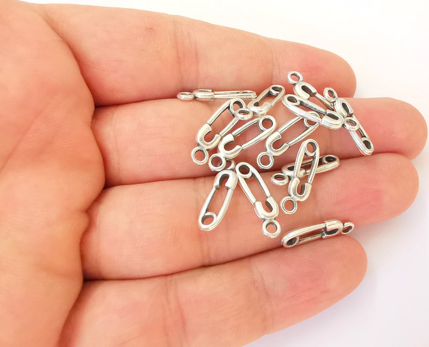 10 Safety pin Shape Charms Antique Silver Plated Charms (19x6mm) G22335