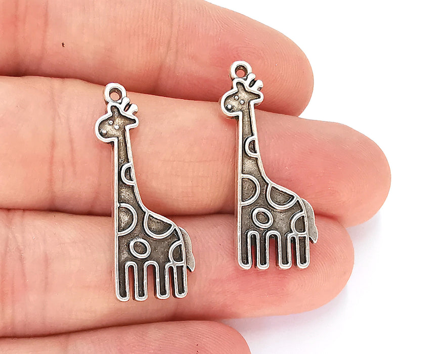 4 Giraffe Charms Antique Silver Plated Charms (31x12mm)  G22731