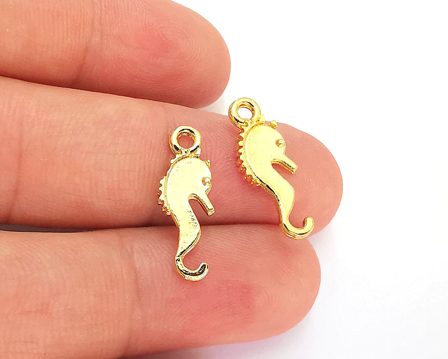 10 Shiny Gold Seahorse (Double Sided) Charms 24k Shiny Gold Charms (21x8mm)  G22341