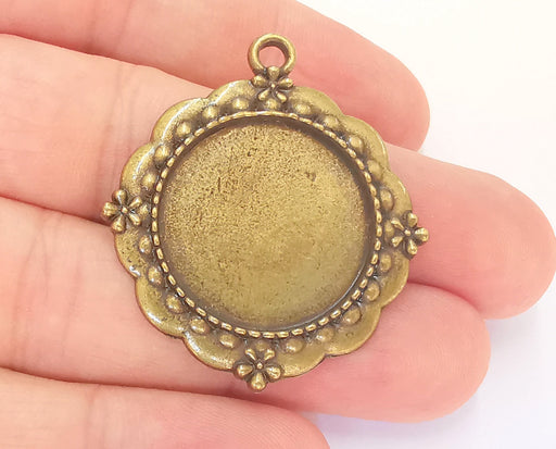 Flowers Frame Pendant Blank Antique Bronze Plated Pendant (42x37mm) (24mm Blank Size)  G22812