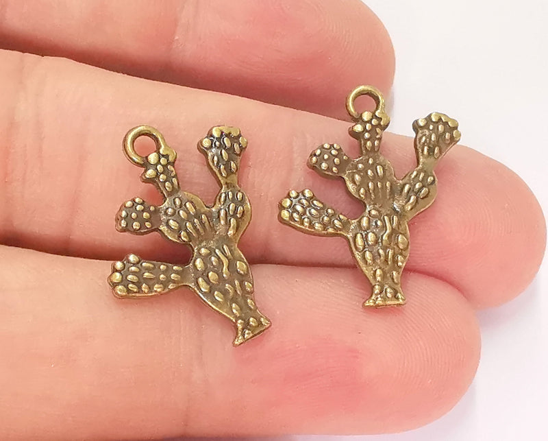 4 Cactus Charms (Double Sided) Antique Bronze Plated Charms (23x21mm)  G22815