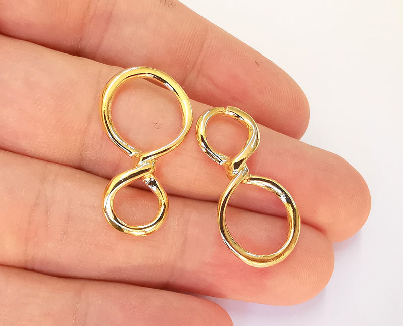 2 Knot Charms 24K Shiny Gold Plated Charms (30x16mm)  G22842