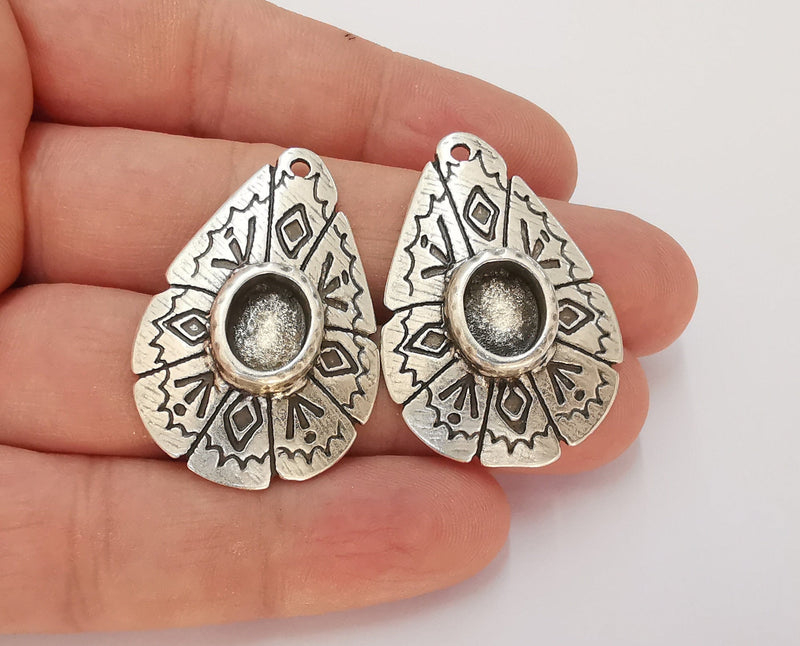 2 Silver Pendant Blank Bezel Base Setting Necklace Blank Resin Blank Mountings Antique Silver Plated ( 10x8 mm blank )  G22888