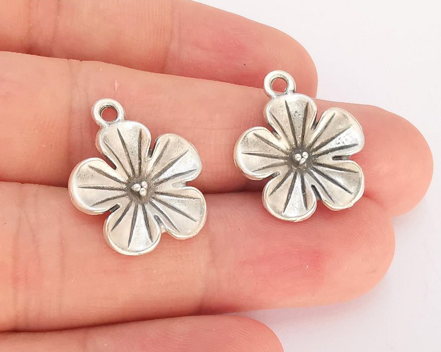 5 Flower Charms Antique Silver Plated Charms (22x19mm)  G22445