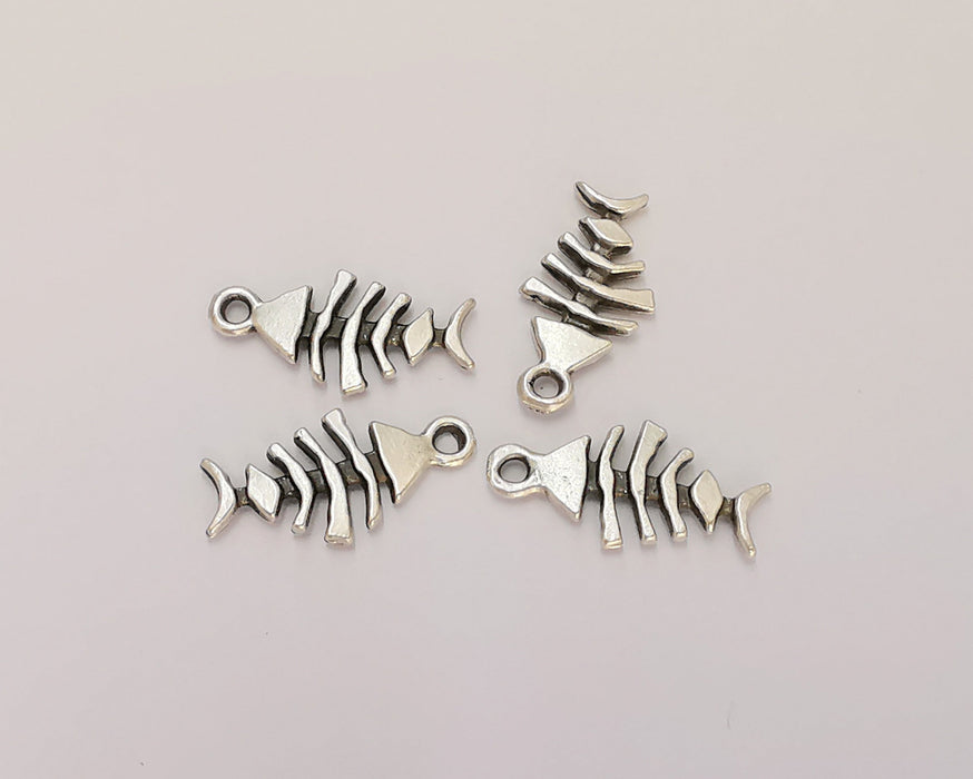 10 Fishbone Charms Antique Silver Plated Charms (20x10mm) G22533