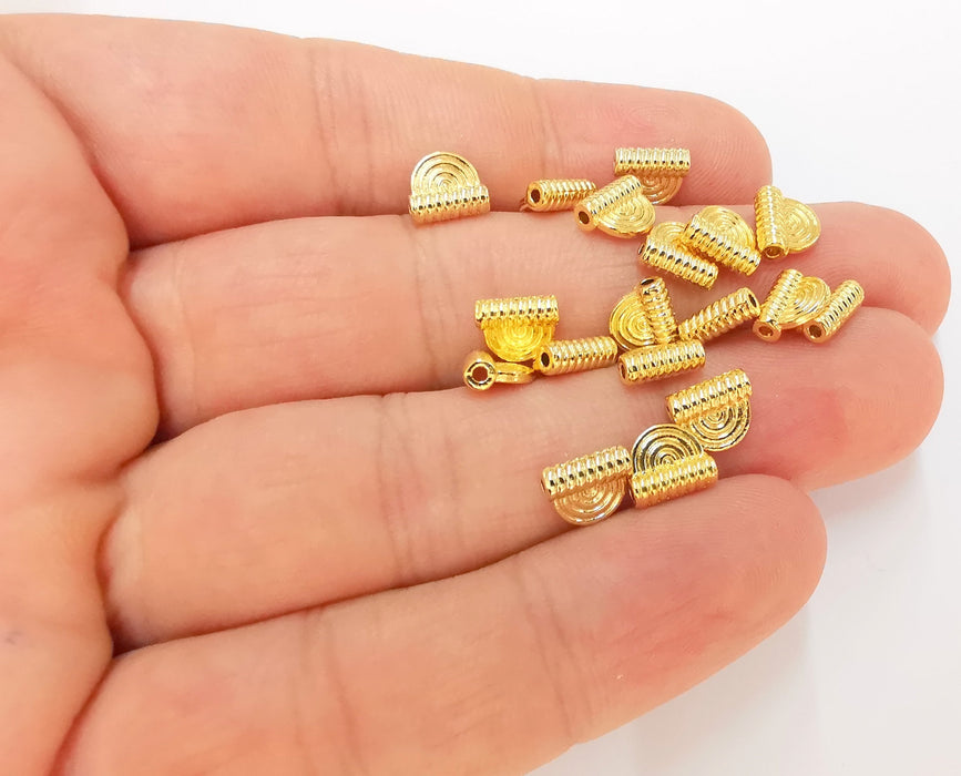 10 Shiny Gold Plated Beads (8x6mm) G22935