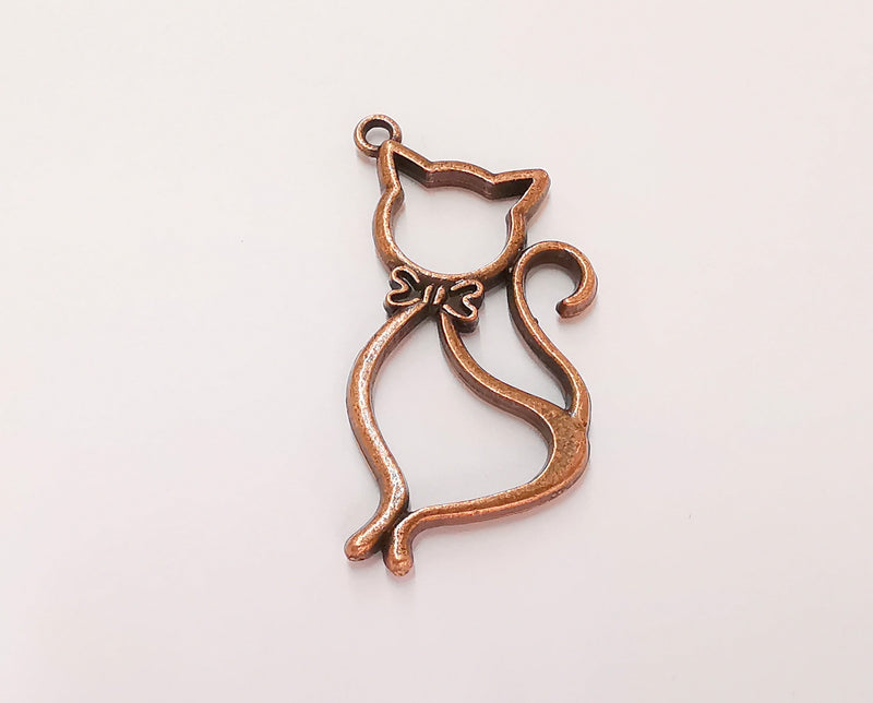 2 Cat Charms Antique Copper Plated Charms (42x22mm)  G22622