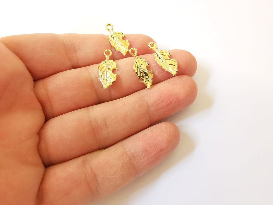 8 Leaf Charms 24K Shiny Gold Plated Charms (21x9mm)  G22956