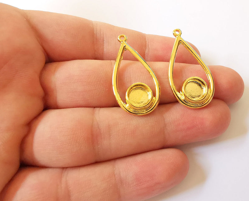 2 Gold Pendant Blank 24k Shiny Gold Plated  (8mm blank)  G22960