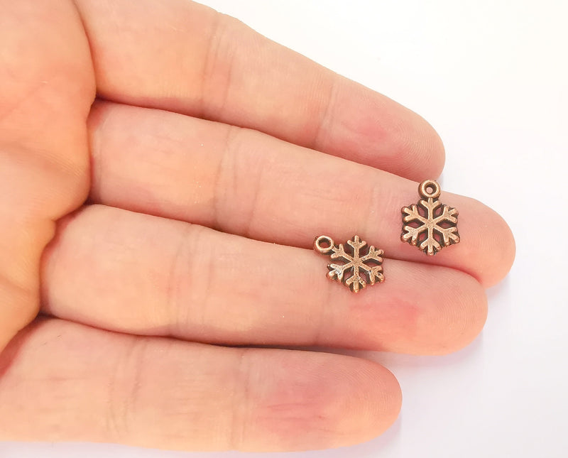 10 Snowflake Charms Antique Copper Plated Charms (14x10mm) G22686