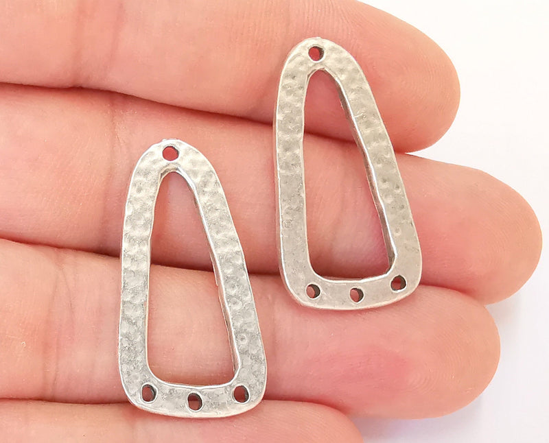 4 Connector Charms Antique Silver Plated Charms (32x17mm) G22697