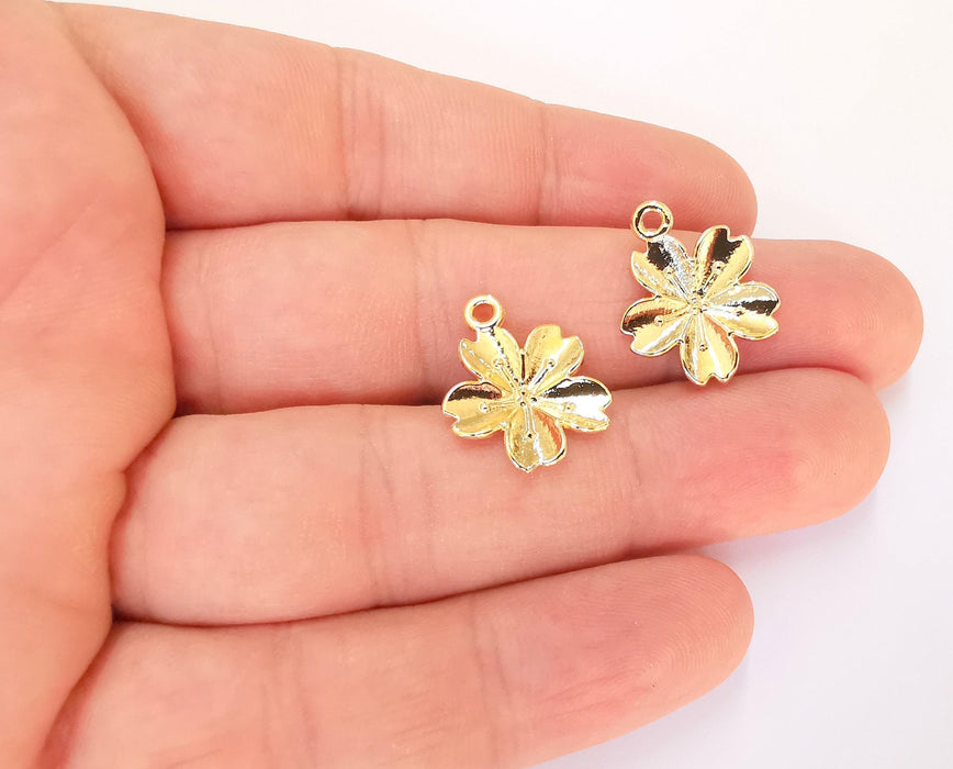 5 Flower Charms 24K Shiny Gold Plated Charms  (19x16mm)  G23023