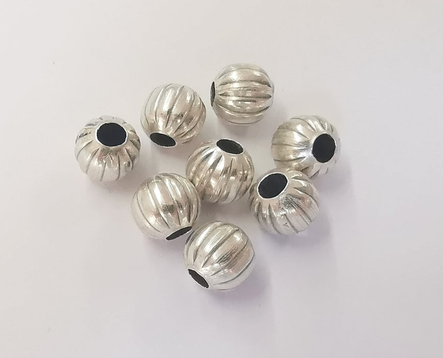 10 Silver Round Beads Antique Silver Plated Beads (10mm) G25799