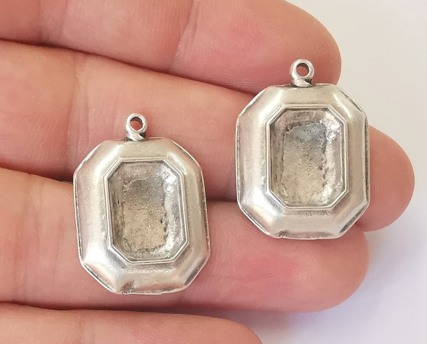 2 Silver Charms Blank Resin Blank Antique Silver Plated Charms 27x20mm  (14x10mmBlank)  G24344