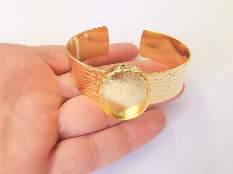 Bracelet Blank Resin Cuff Dry Flower inlay Blank Cuff Bezel Glass Cabochon Base Hammered Adjustable Shiny Gold Plated (30x22mm ) G23040
