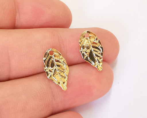 8 Leaf Charms 24K Shiny Gold Plated Charms (17x9mm)  G23067