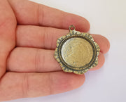 Flowers Frame Pendant Blank Antique Bronze Plated Pendant (42x37mm) (26mm Blank Size)  G23134