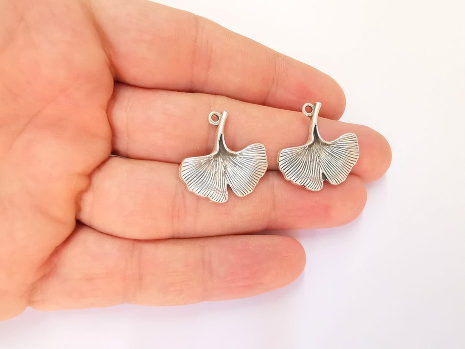 4 Ginko Leaf Charms Antique Silver Plated Charms (24x24mm)  G23165