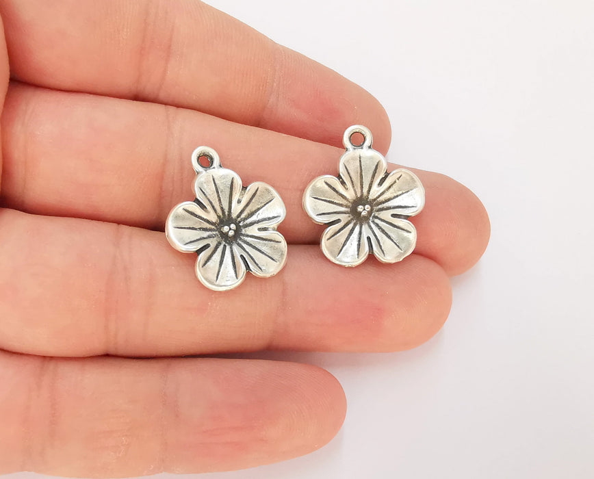 4 Flower Charms Antique Silver Plated Charms (23x19mm) G23170