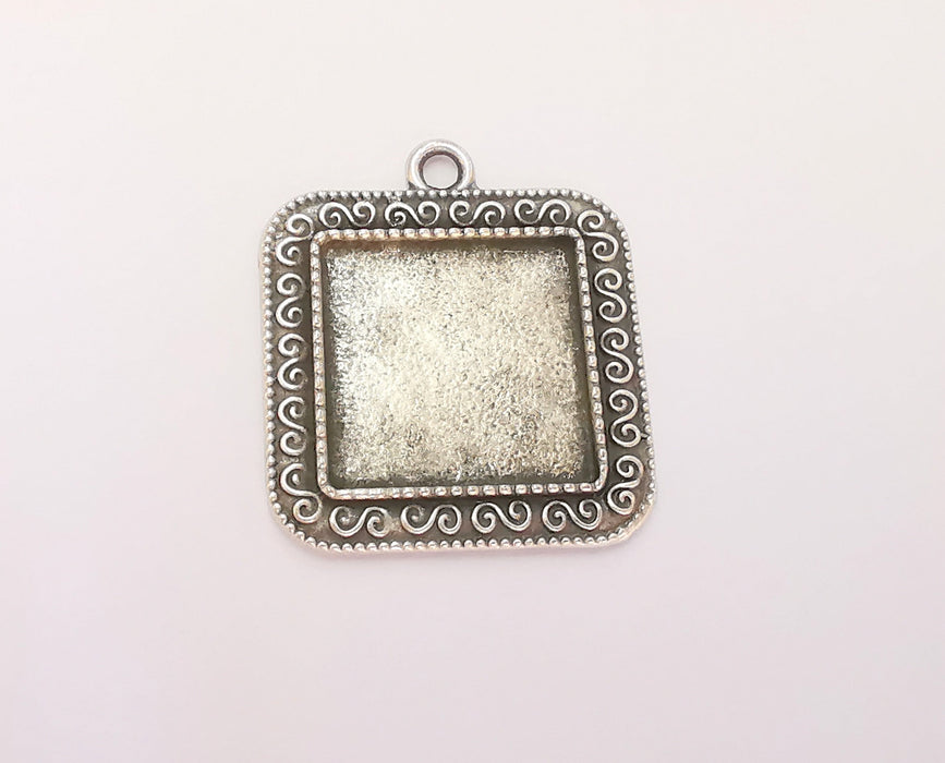 Square Frame Pendant Blank Antique Silver Plated Pendant (34x29mm) (20mm Blank Size)  G23180