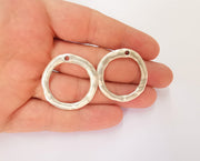 4 Silver Circle Charms Antique Silver Plated Charms (34 mm)  G23213
