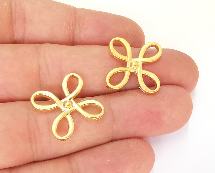 4 Gold Charms Gold Plated Charms (18x18mm)  G23296