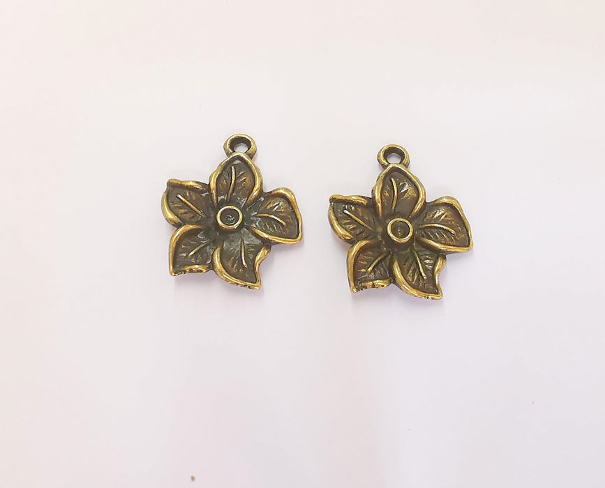 4 Flower Charms Bezel Blank Antique Bronze Plated Charms (25x22mm)  G23308