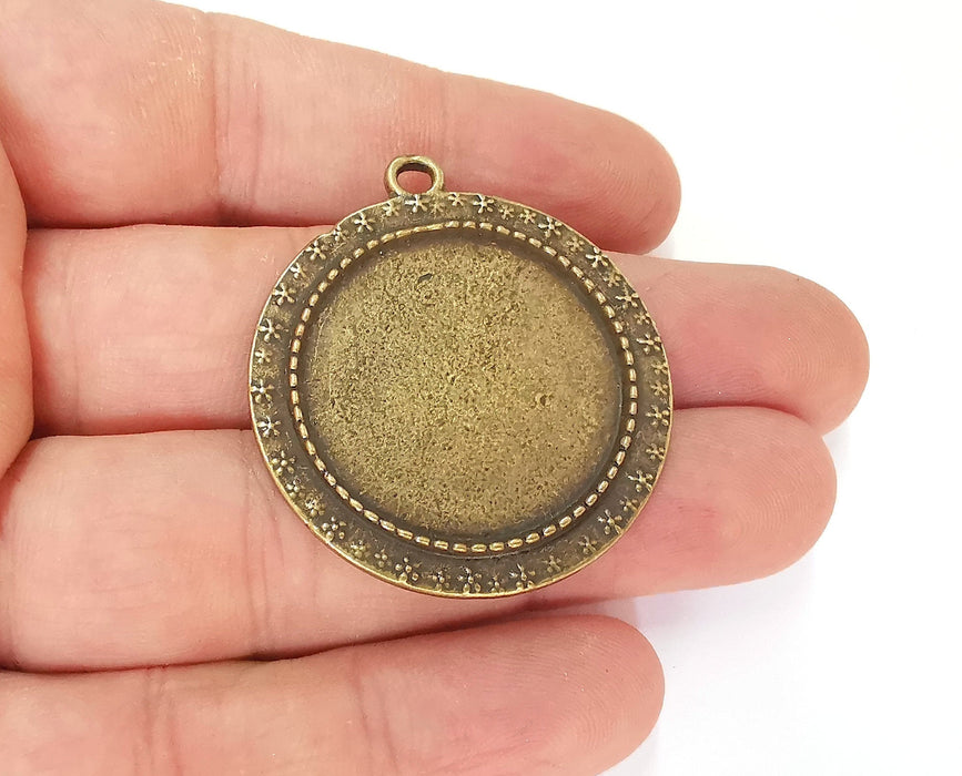 Flowers Frame Pendant Blank Antique Bronze Plated Pendant (43x38mm) (29mm Blank Size)  G23309