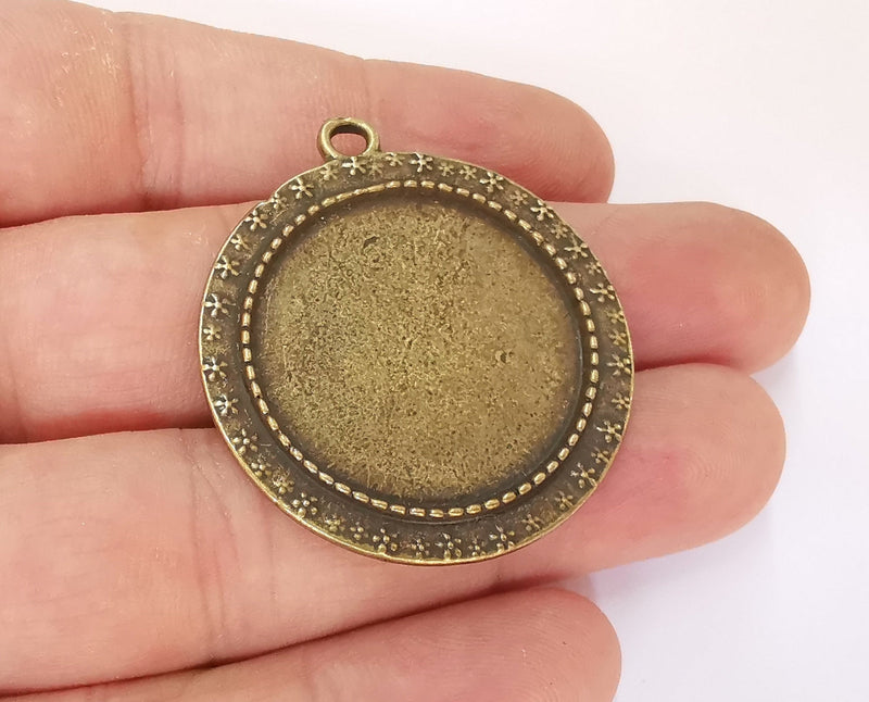 Flowers Frame Pendant Blank Antique Bronze Plated Pendant (43x38mm) (29mm Blank Size)  G23309