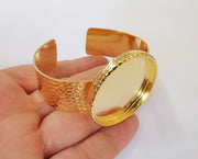 Bracelet blank Resin cuff Dry flower inlay blank Cuff bezel Glass cabochon base Textured adjustable Shiny gold plated (40mm ) G23348