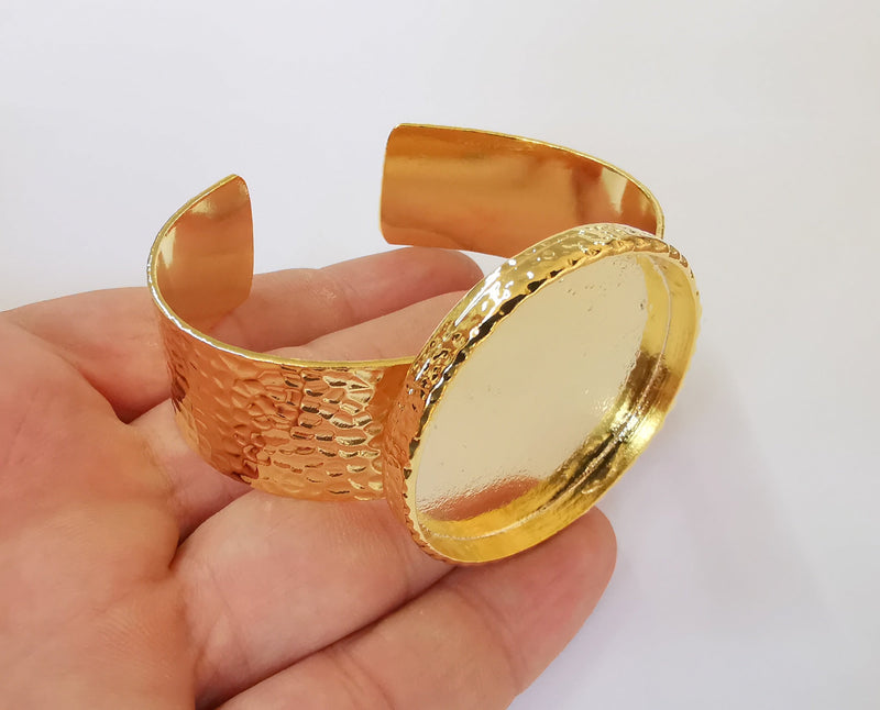 Bracelet blank Resin cuff Dry flower inlay blank Cuff bezel Glass cabochon base Textured adjustable Shiny gold plated (40mm ) G23348