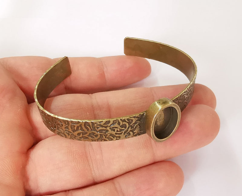 Bracelet blank Resin cuff Dry flower inlay blank Cuff bezel Glass cabochon base Textured adjustable antique bronze  (14x10mm ) G23375