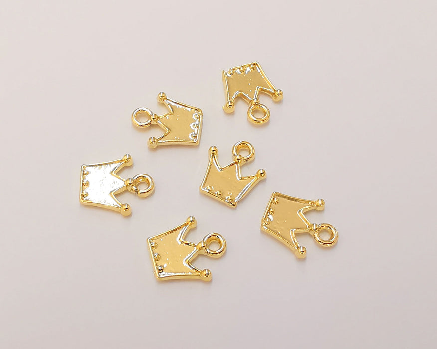 10 Crown Charms Shiny Gold Plated Charms (12x10mm)  G22944