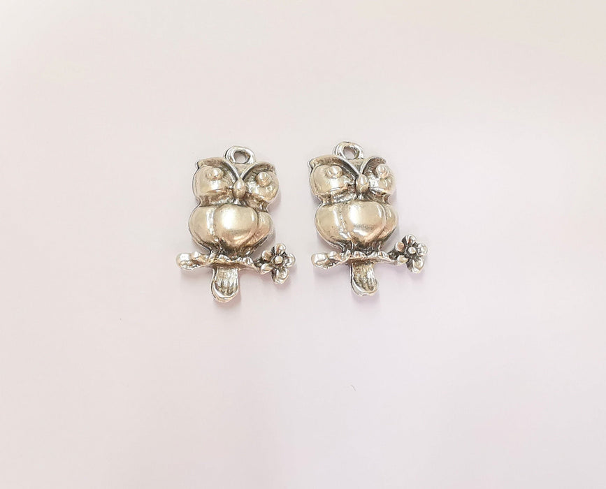 2 Owl Charm Antique Silver Plated Charms (28x18mm) G22979